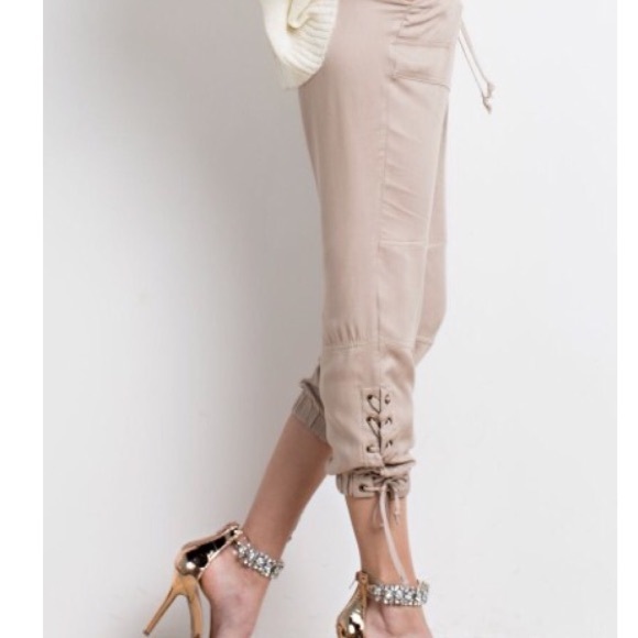 Natural lace up twill joggers - Picture 4 of 5